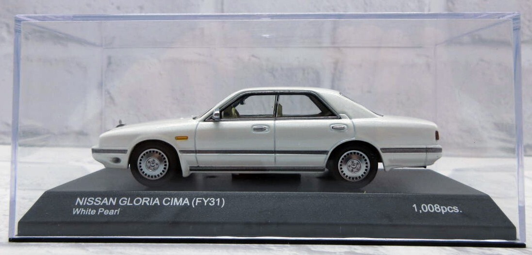 Kyosho 1/43 Nissan Gloria CIMA Fy31 White Pearl 03709w for sale