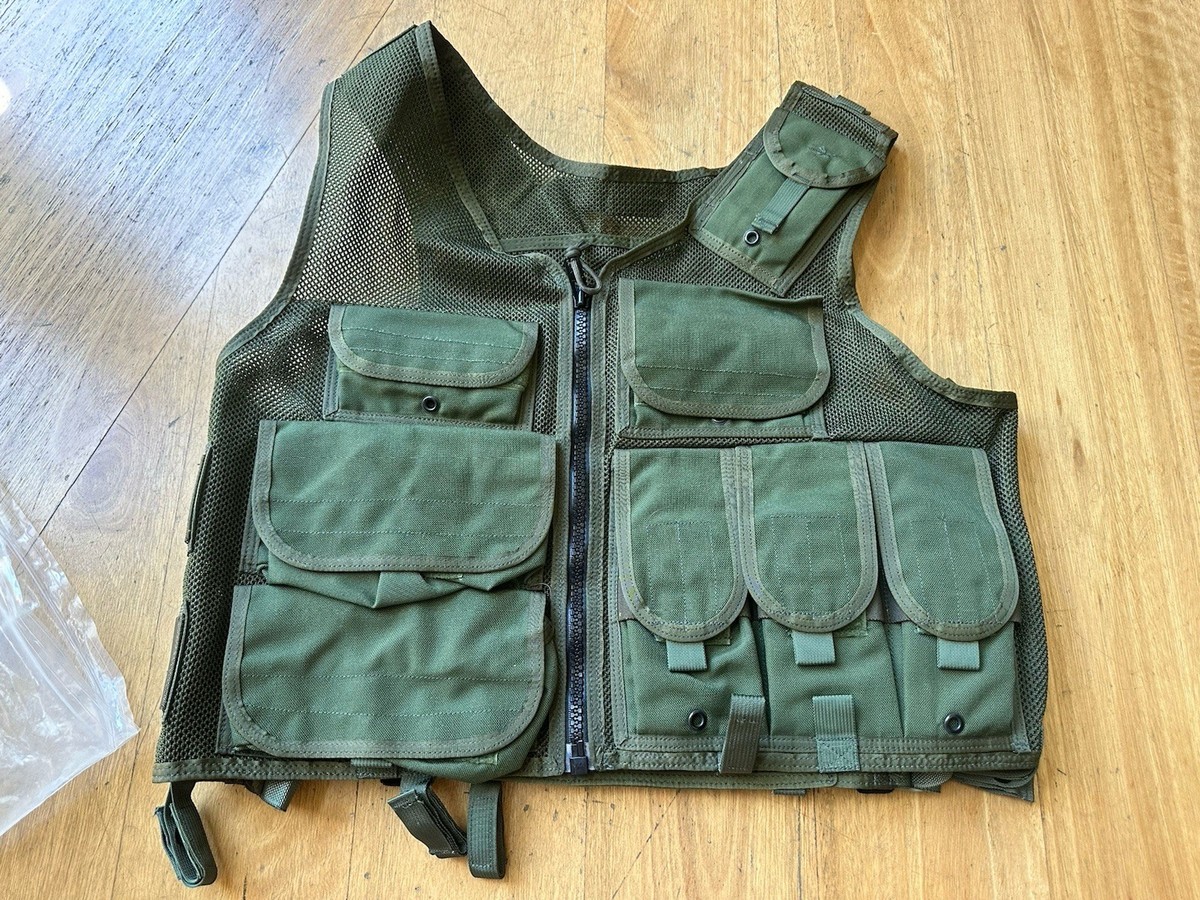 BLACKHAWK! タクティカルベスト オリーブドラブ 鳥タグ V-1ベスト