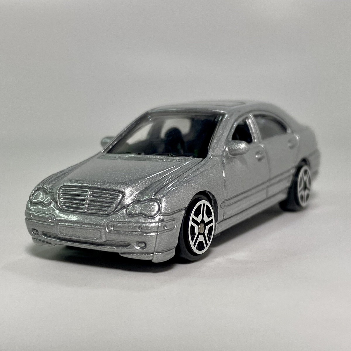 MotorMax #6066 MERCEDES-BENZ C CLASS 1/64 Diecast Car Silver