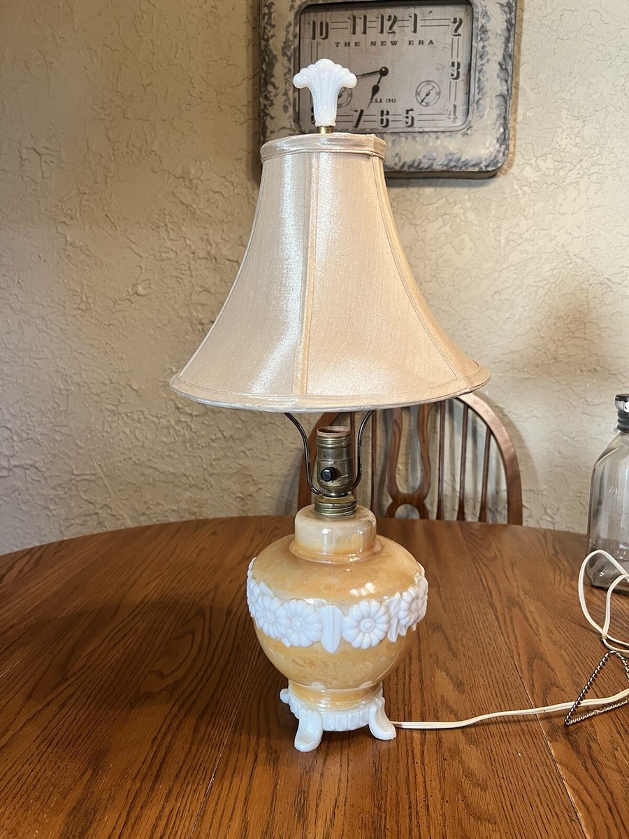 Vintage Aladdin Alacite Table Lamp Electric Cognac Camel Original