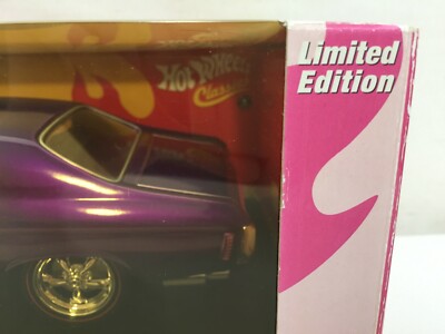 RARE LE Hot Wheels Classics 1:18 1970 CHEVELLE from JAPAN F/S