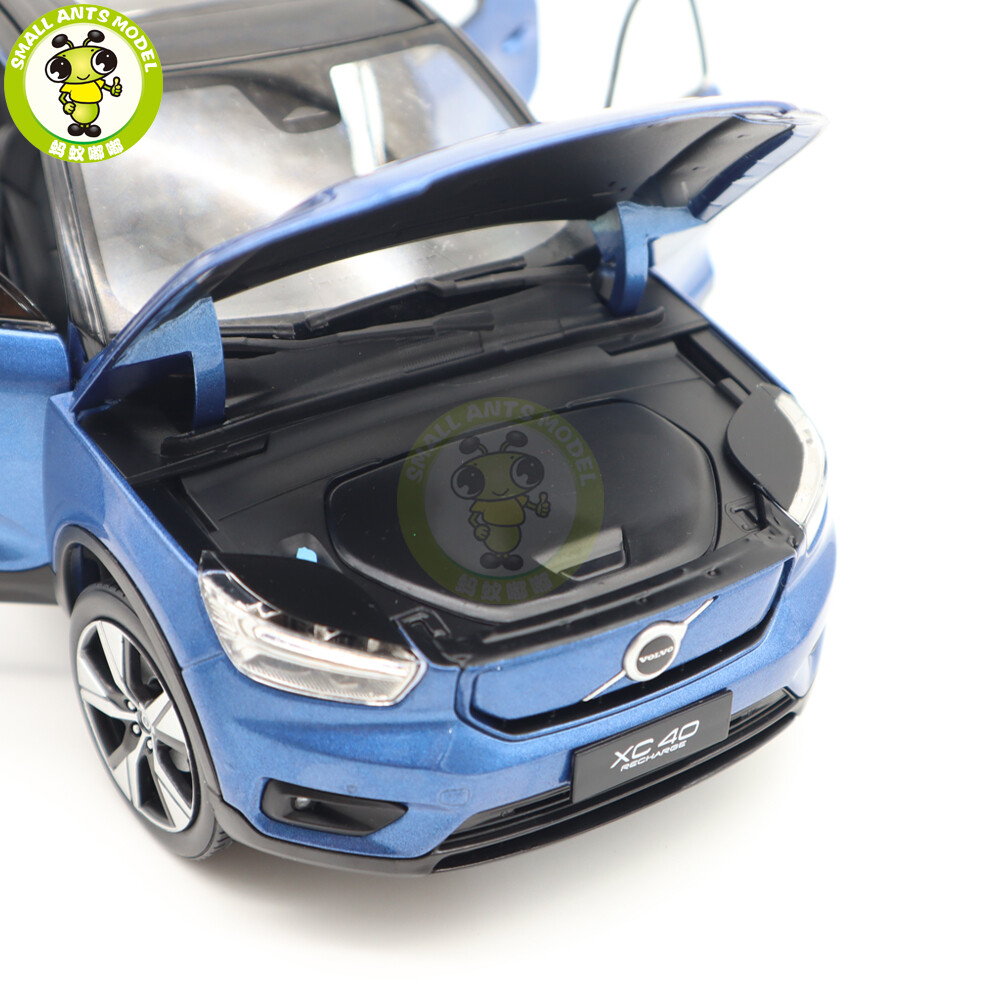 1/18 Volvo XC40 Recharge Electric Car Blue Diecast Model Toy Car