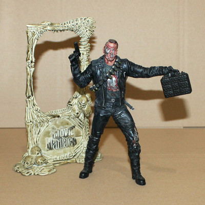 McFarlane Movie Maniacs T-800 Terminator 2 Serie 4 Arnold Action