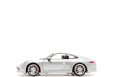 Welly NEX 1:18 Porsche 911 Carrera S Coupe (991) in Rhodium Silver