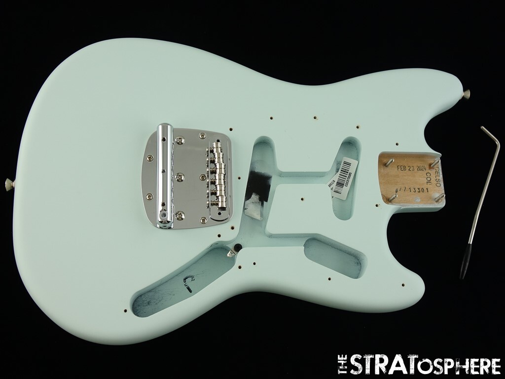 Fender American Performer Mustang Series BODY & HARDWARE Satin