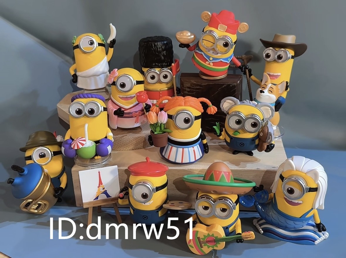 Authentic POP MART Minions Bello World Confirmed Blind Box Figure
