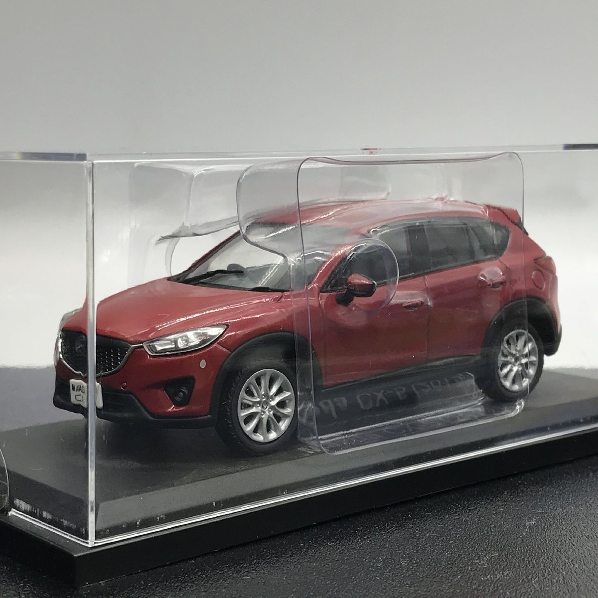 Mini Car Mazda CX-5 2012 Red 1/43 Scale Box Display Diecast Vol