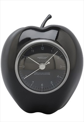 UNDERCOVER × MEDICOM TOY GILAPPLE CLOCK Black Apple Watch 2018