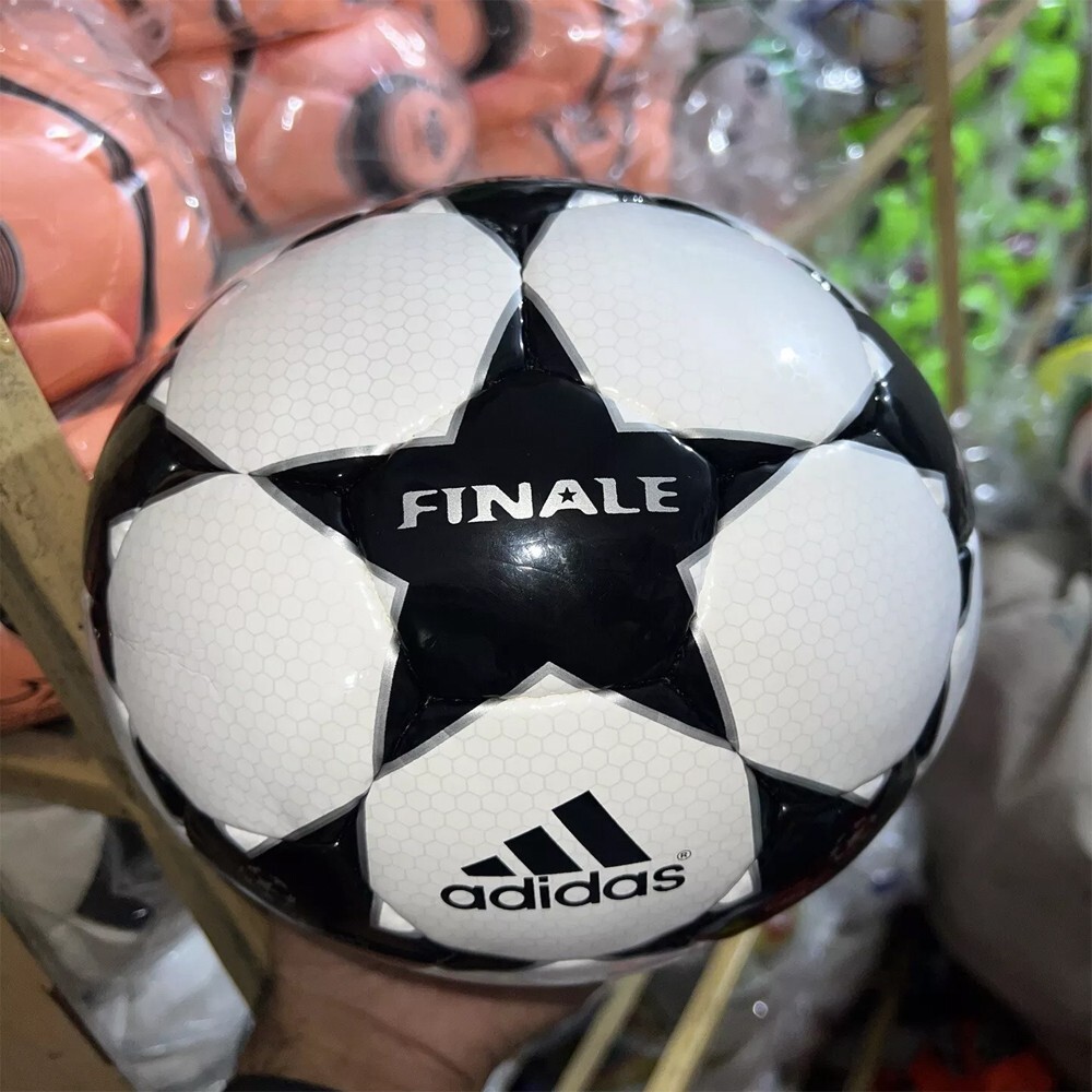 Adidas Finale 2 | UEFA champions League 2002-03 | Official Soccer