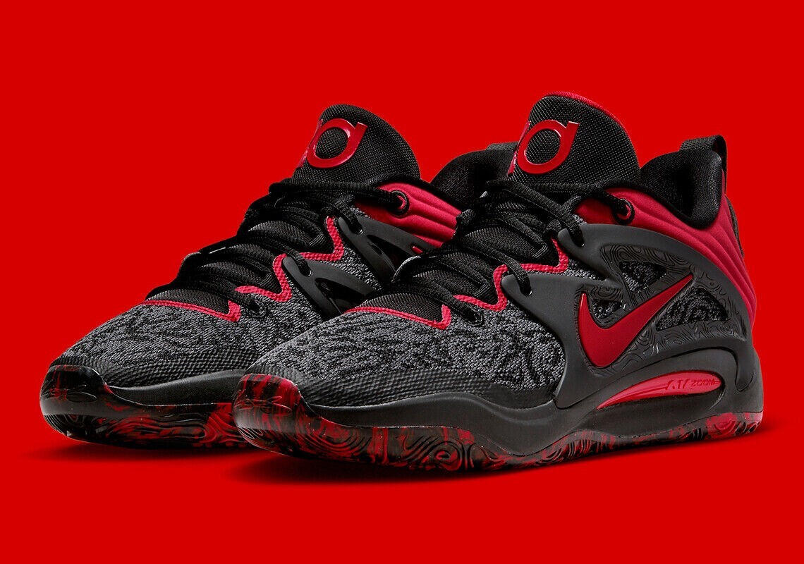 NEW KD 15 Size 7/WMNS 8.5 Black/University Red DC1975-003 Fast