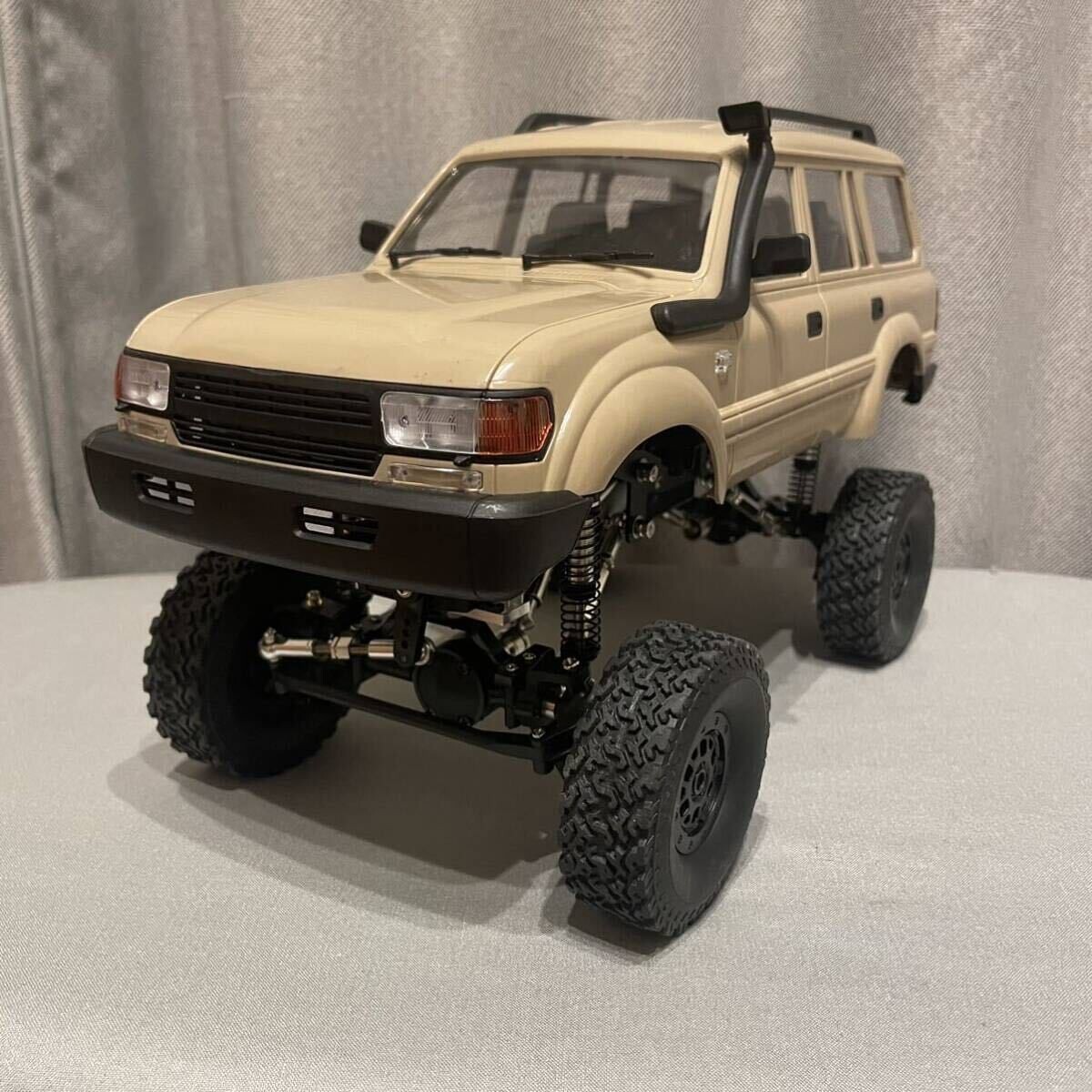 Wpl C54 4 Link Modified Crawler Radio Controlled Land Cruiser 80