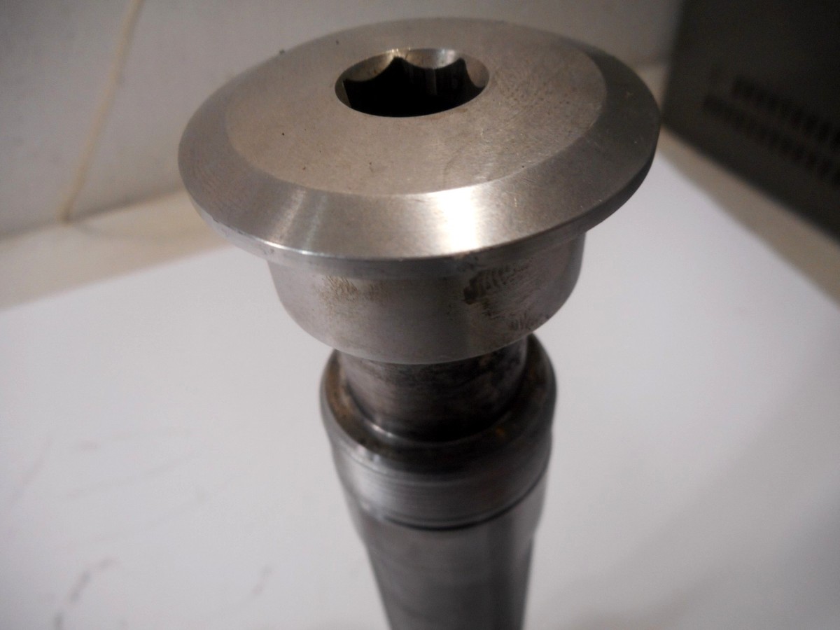 KAWASAKI ZX1100 FORK UNDER HOLDER TRIPLE TREE 44037-1312 ZX 1100