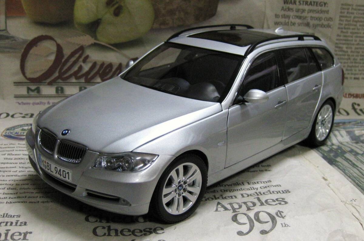 Kyosho 1/18 BMW 330i Touring Mini Car E91 With BOX NEW | eBay