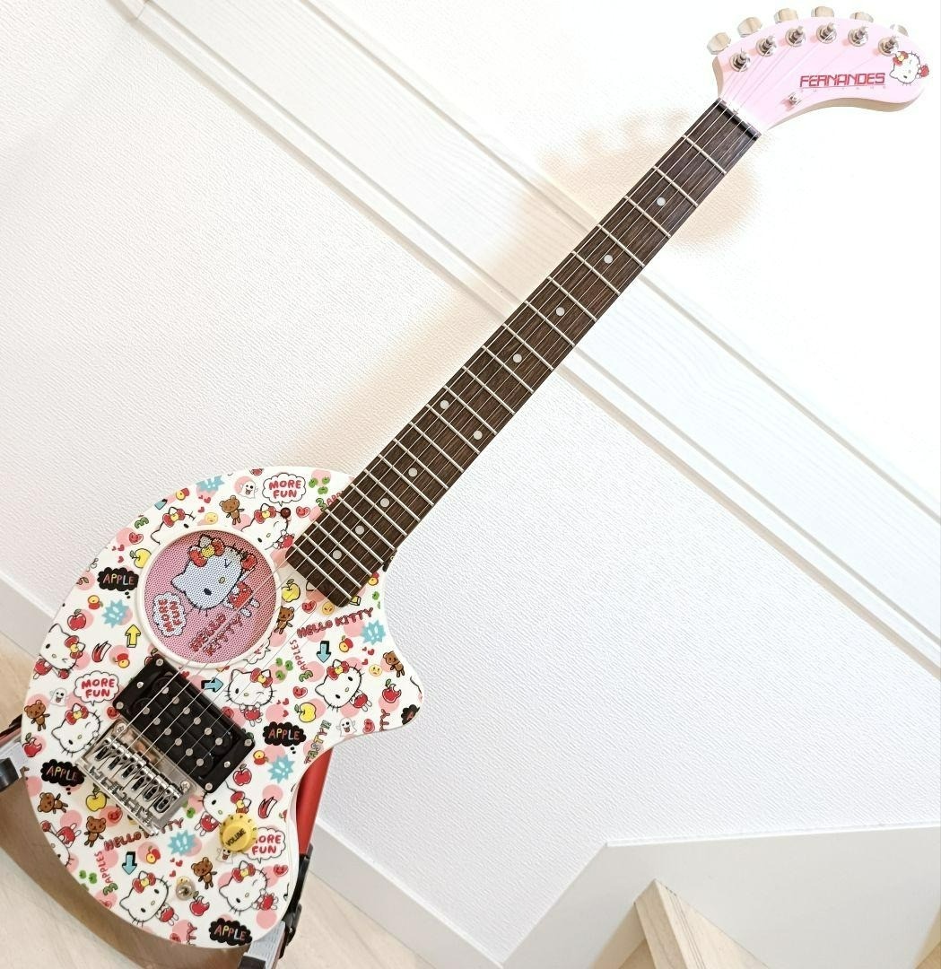 Fernandes ZO-3 Hello Kitty 2019 Electric Guitar Built-In Amplifier