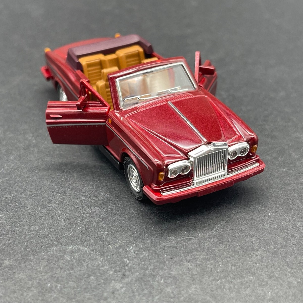 Majorette Rolls Royce Corniche II Convertible Burgundy Car 1/60