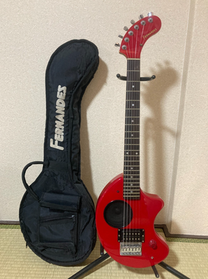 FERNANDES ZO-3 Electric Guitar With Built-In Amplifier Red Zo3