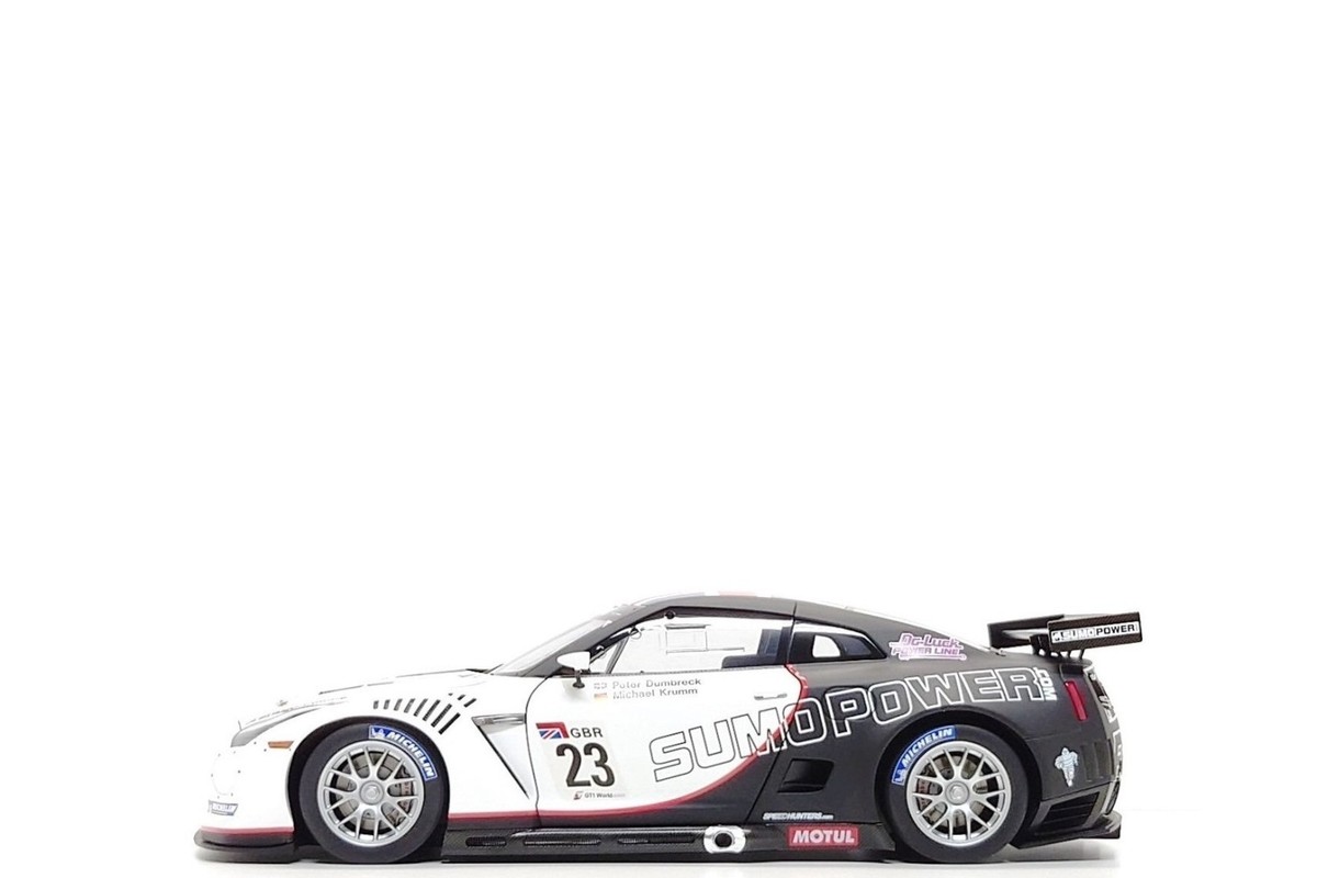 AUTOart 1:18 Nissan GT-R (R35) #23 Sumo Power - FIA GT1 World