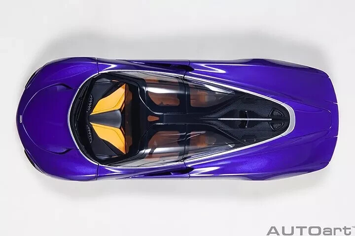 1/18 McLaren Speedtail (Lantana Purple) W/Suitcases Model Car By