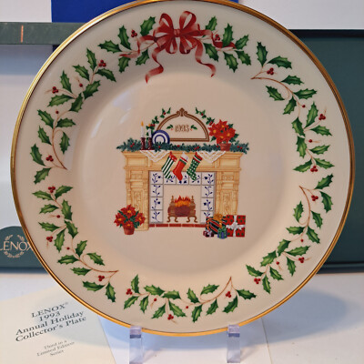 Lenox HOLIDAY ANNUAL CHRISTMAS PLATE Fireplace 1993 Collector's
