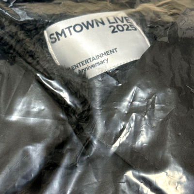 SMTOWN LIVE 2025 Official MD COACH JACKET NO Photo Card Limited