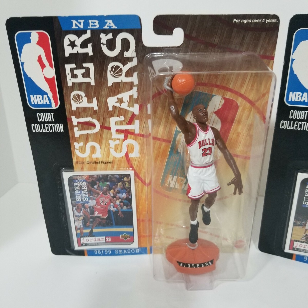 1998 Mattel MICHAEL JORDAN NBA Superstars Court Collection Figures