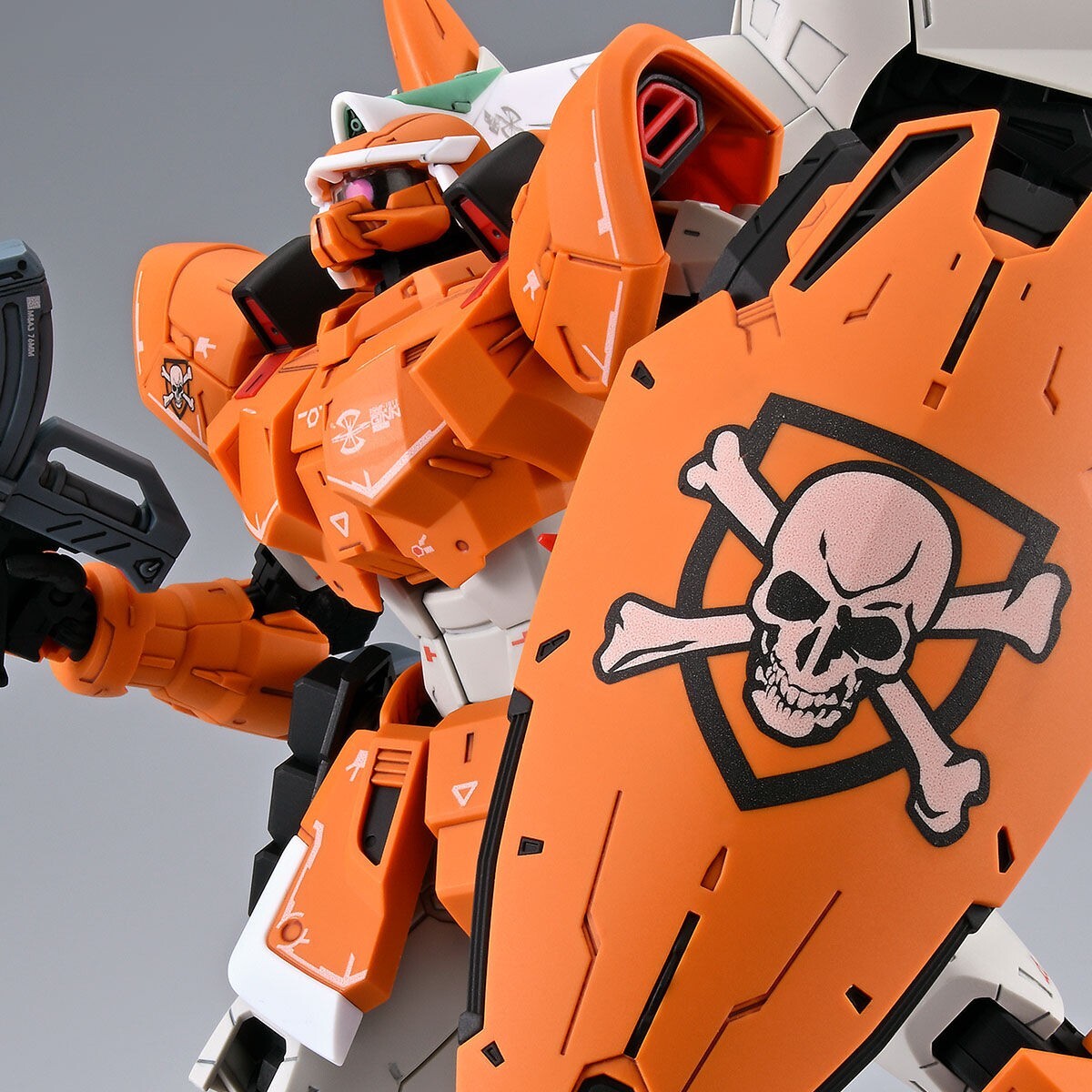 MG 1/100 MOBILE GINN (MIGUEL AYMAN CUSTOM) Premium Bandai PB MAY