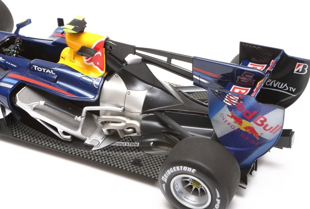 TAMIYA 1/20 Red Bull Racing F1 Renault RB6 Grand Prix #20067 scale