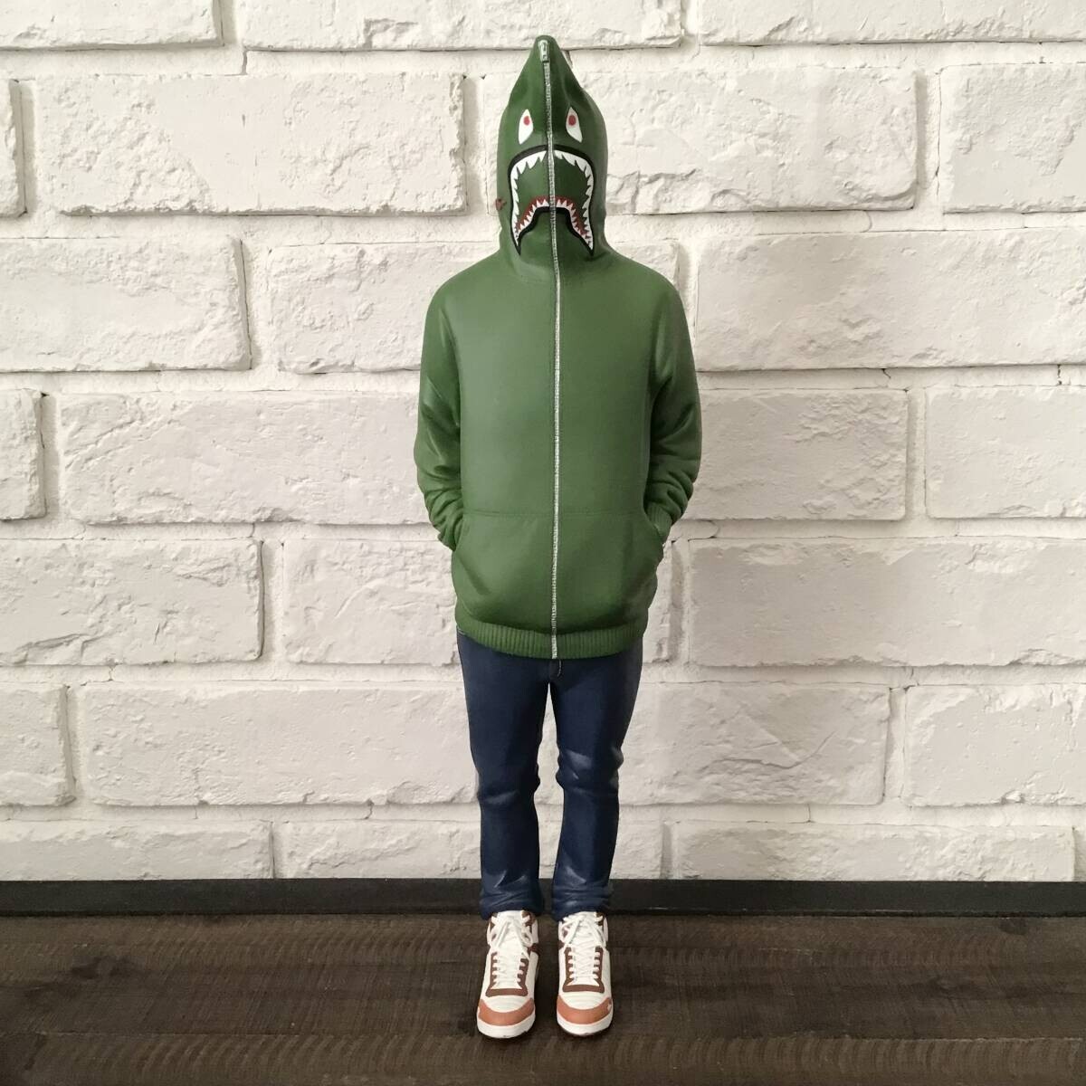 2009 BAPE Teriyaki Alien Shark Hoodie Figure NIGO Green A Bathing