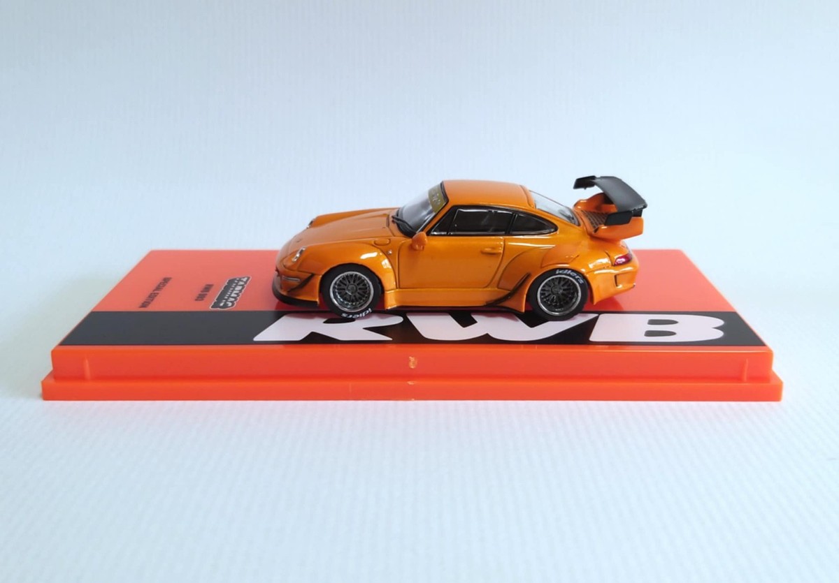 Tarmac works Taiwan 7-11 Limited Porsche RWB 993 / RWB 930 ~ 1/64