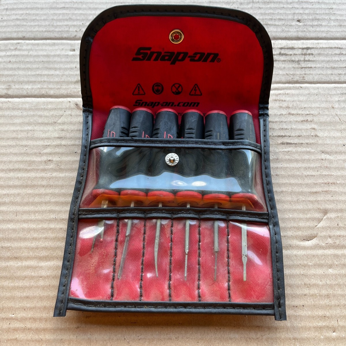 SNAP-ON TERMINAL TOOL SCREW DRIVER SET KIT C0615B Set of 6