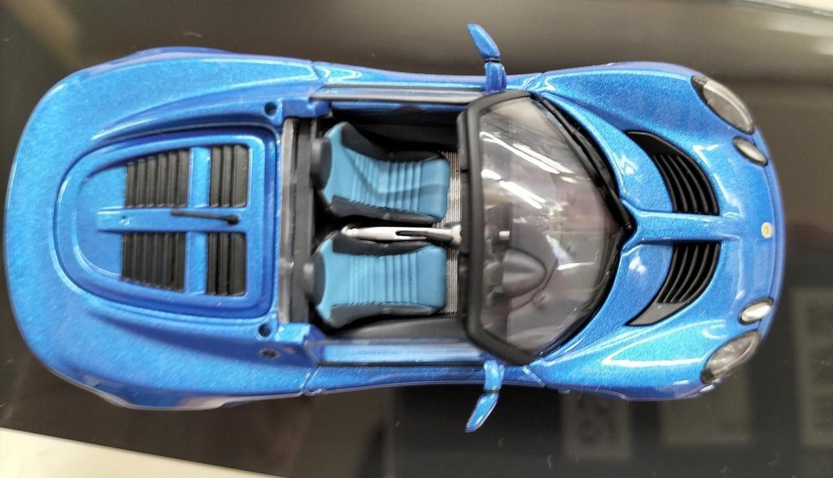 AUTOart 1/43 ロータス エリーゼ ブルー Amazon | 1/43 オートアート