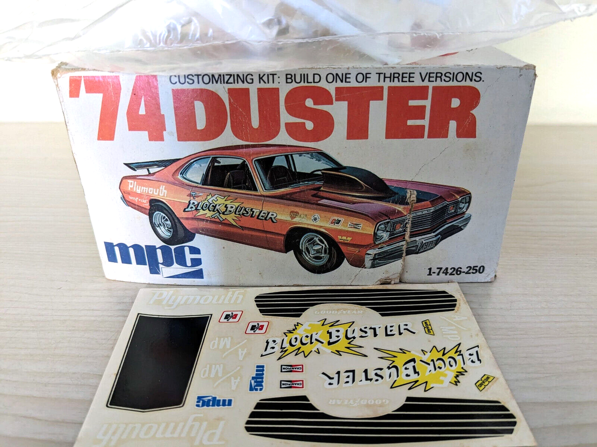 ミニカー 74 ENGLISH LEATHER PLYMOUTH DUSTER ミニカー 74 ENGLISH