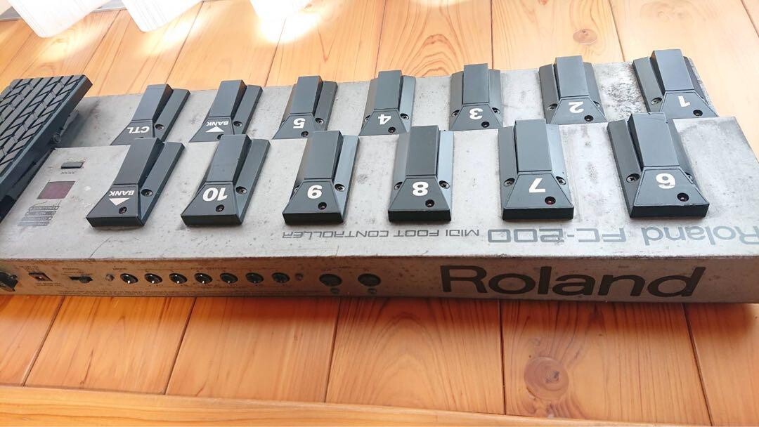 動作確認済 Roland FC-200 MIDI フットコントローラーおまけ付き 動作