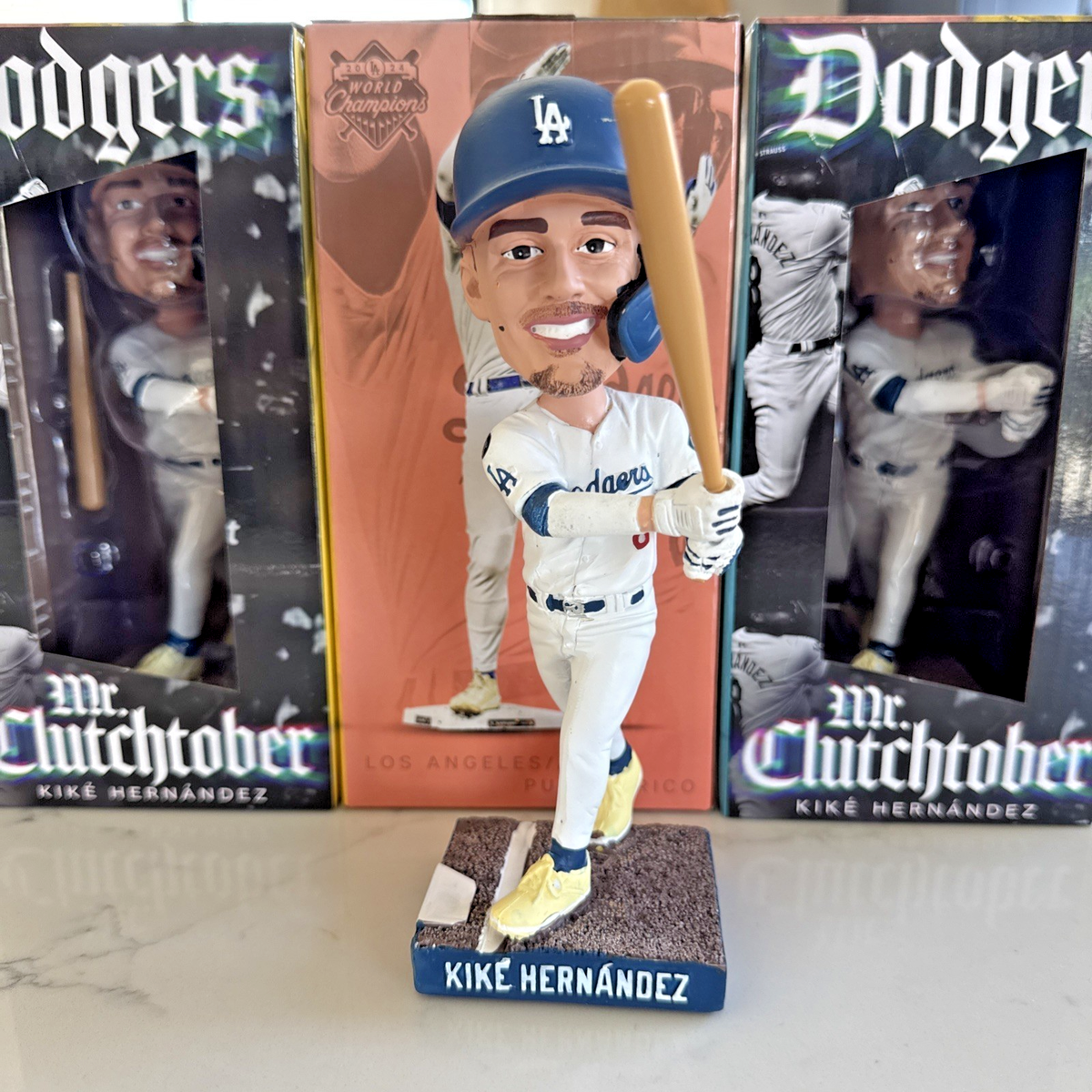 Kiké Hernández ボブルヘッド フィギュア 8 Los Angeles Dodgers MLB