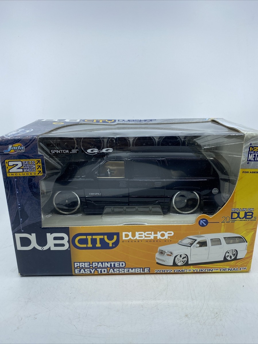 jada toys 1/24 rare diecast 2002 GMC Yukon Denali Black In Orig