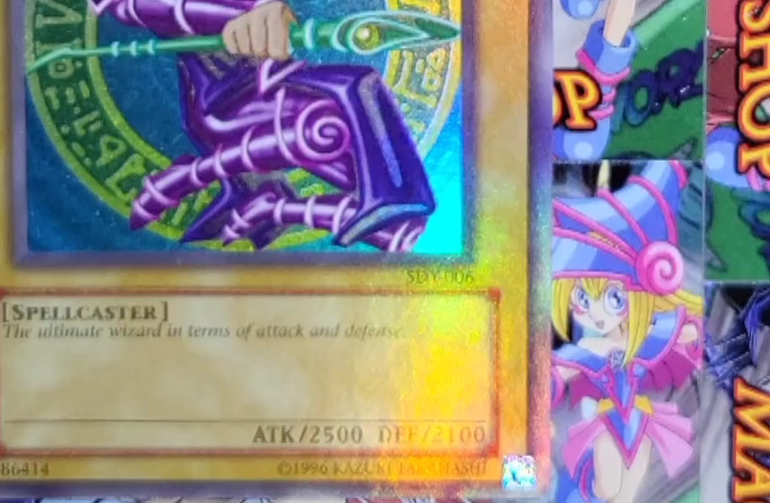 Yugioh Dark Magician SDY-006 Ultra Rare Holo Bleed Konami 2002 HP