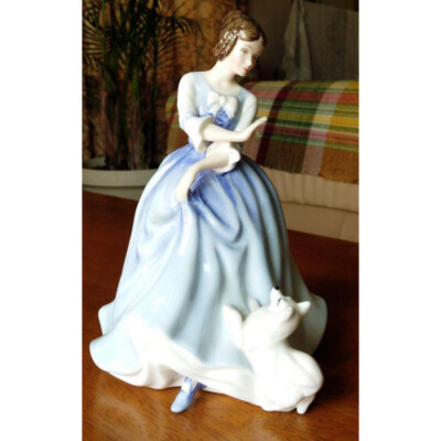 Royal Doulton Figurine (LORRAINE) | eBay