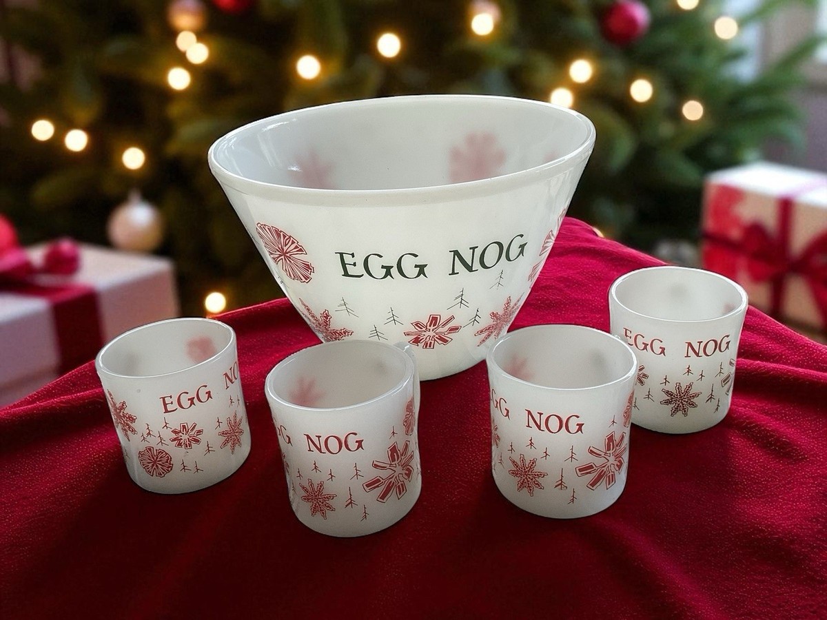 Vintage Fire King Egg Nog 5 Piece Set Milk Glass Snowflake Punch