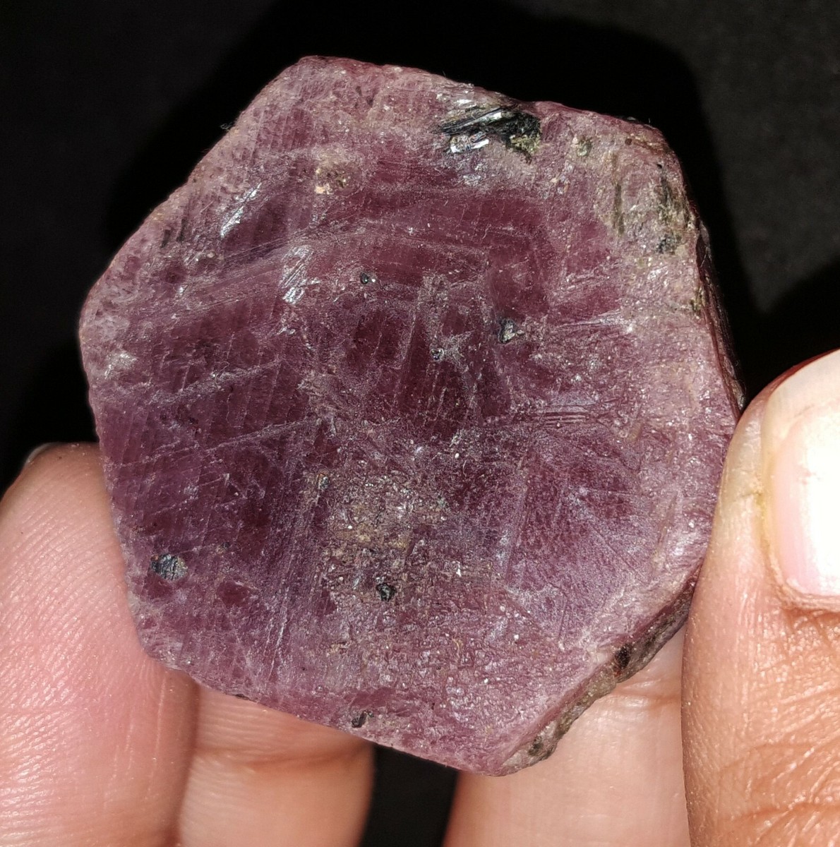 Natural Ruby Corundum Loose Gemstone 207.56 Ct Uncut Rough Opaque