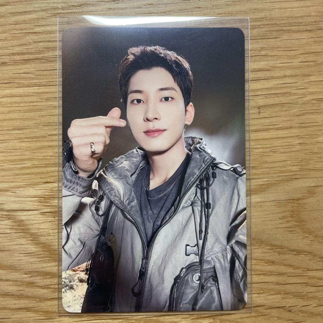 WONWOO SEVENTEEN ALWAYS YOURS JAPAN BEST ALBUM Official photo card