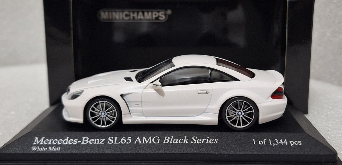 1)Mercedes-Benz SL65 AMG Black Series R230 Matt White 1:43