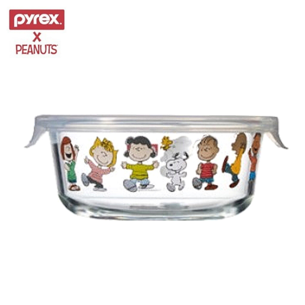 Pyrex Peanuts Snoopy Glass Storage Heat Resistant Containers Round