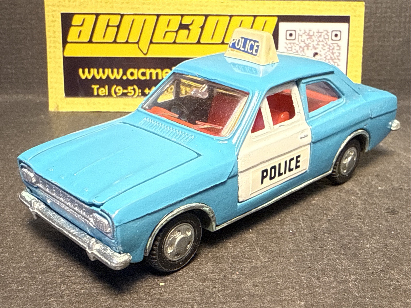 Dinky 270, Ford Panda Police Car - Free Price Guide & Review
