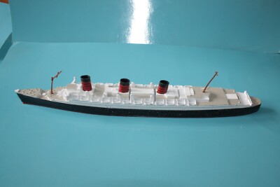 Triang Tri-ang Minic Ships Model M703 Queen Mary for sale online