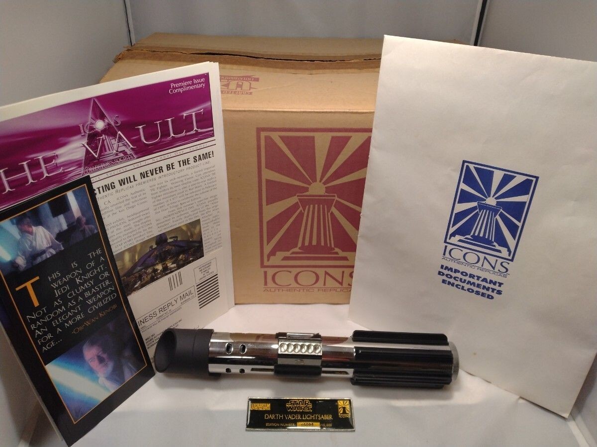 ICONS Darth Vader Lightsaber サイン入 大幅値引き ICONS Darth Vader