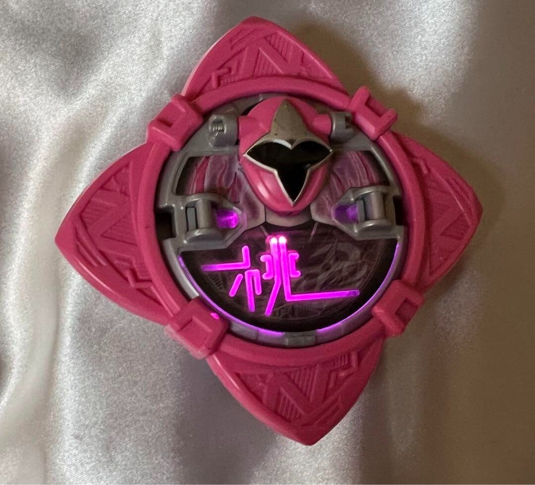 Power Rangers Ninja Steel Ninninger DX Momo Ninger Shuriken Pink