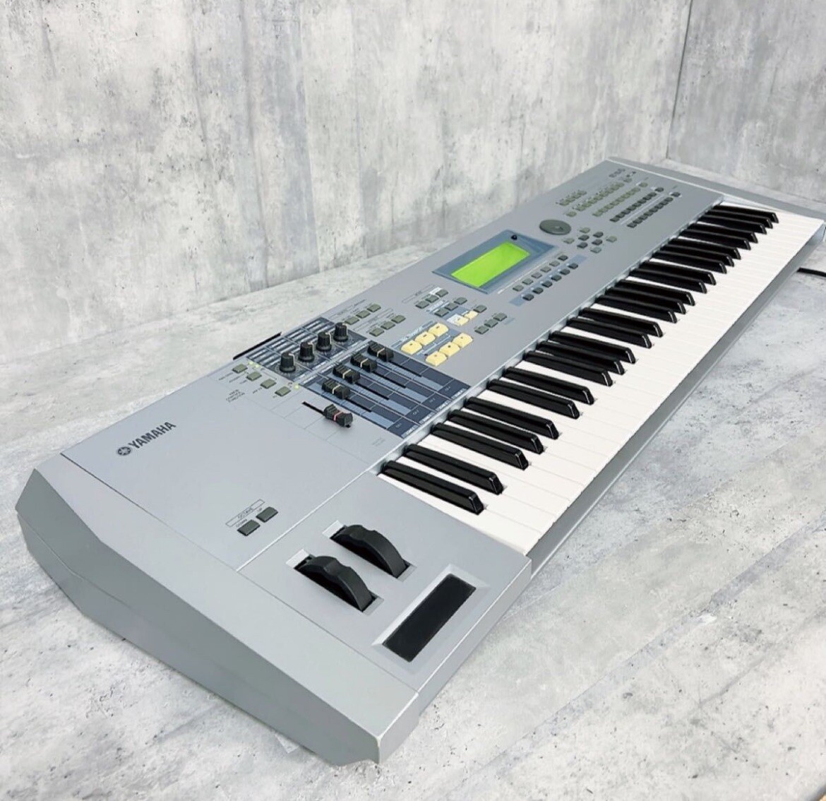 Yamaha 61 Key Motif ES-6 Synthesizer/Workstation | eBay
