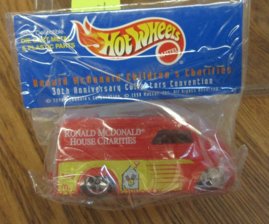 Hot Wheels 1998 CONVENTION / 30th Anniversary RONALD McDONALD
