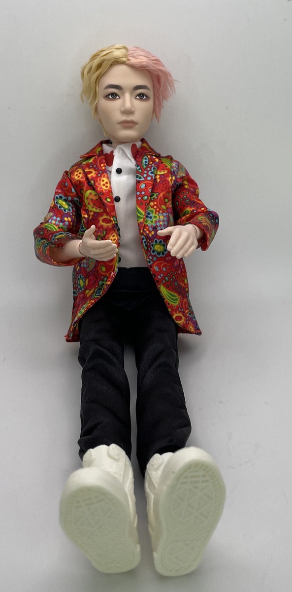 BTS V Idol Doll - Highly Articulated [Mattel Toy Doll 11
