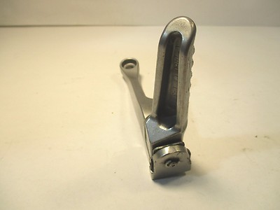 KAWASAKI ZX6RR STAY REAR FOOTPEG LH 35063-0031-458 2003 03 04